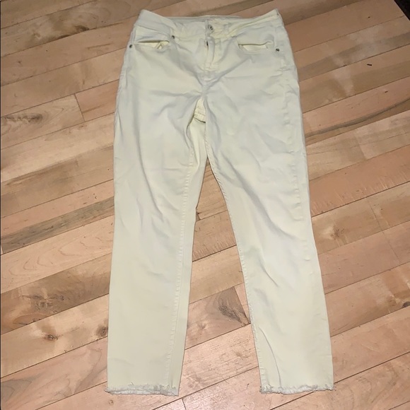 Maurices Denim - ❄️2/$5❄️Maurices High Rise Jeans